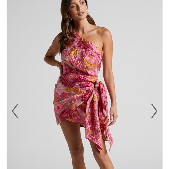 Showpo Size 8 Brailey Jacquard One Shoulder pink/yellow Dress - Picture 4 of 11